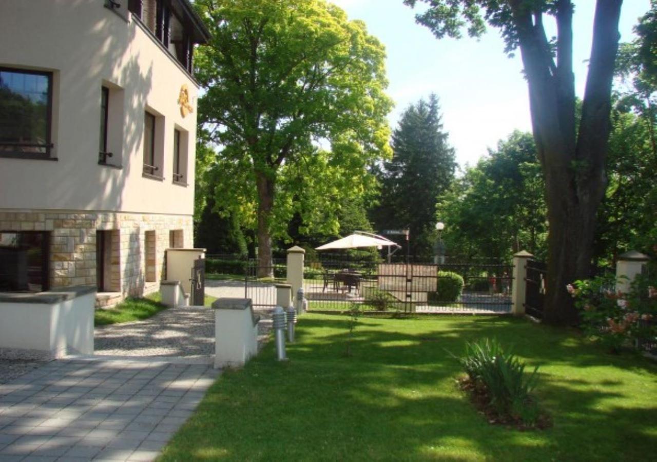 Jasny Dwor Hotel Polanica-Zdroj Exterior photo