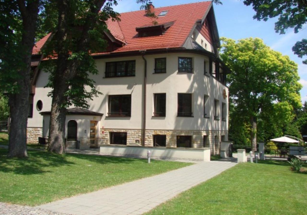 Jasny Dwor Hotel Polanica-Zdroj Exterior photo